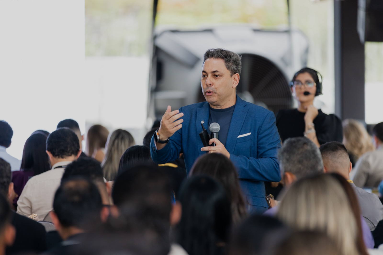 Giulliano Colisse convidando você para a imersão